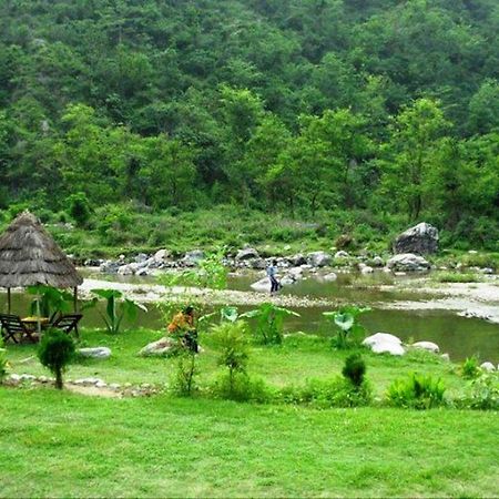 Elephant Brook Resort Rishīkesh Zewnętrze zdjęcie